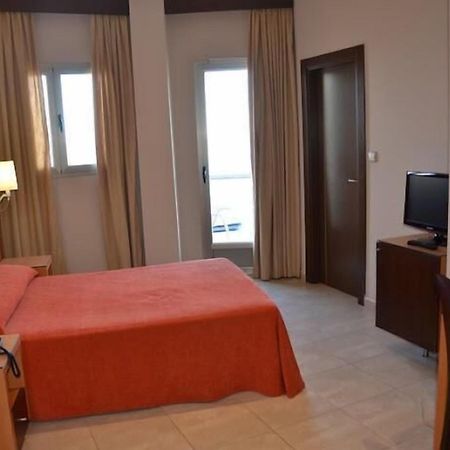 On Aleta Room (Adults Only) อัลมูเญการ์ ภายนอก รูปภาพ