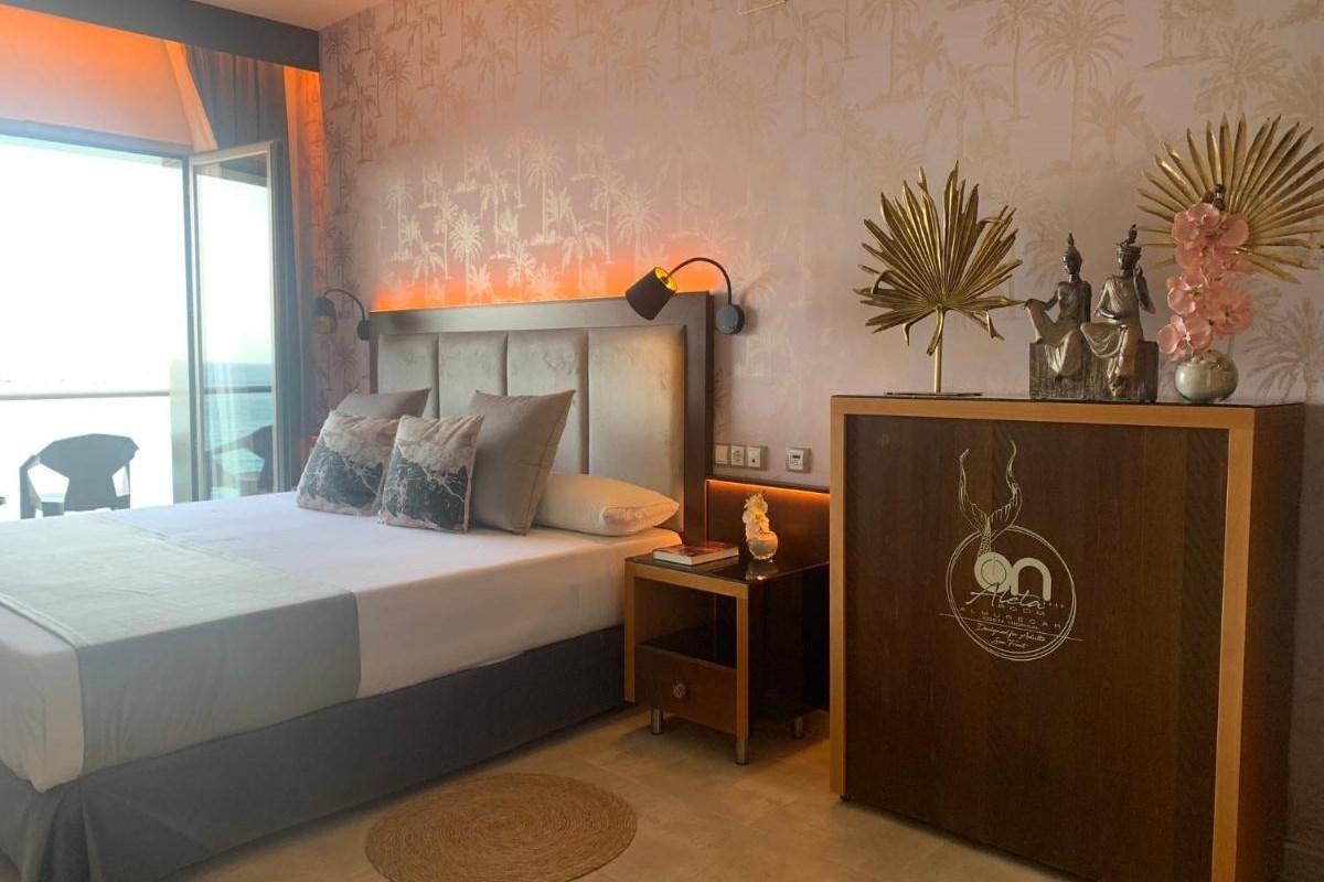 On Aleta Room (Adults Only) อัลมูเญการ์ ภายนอก รูปภาพ